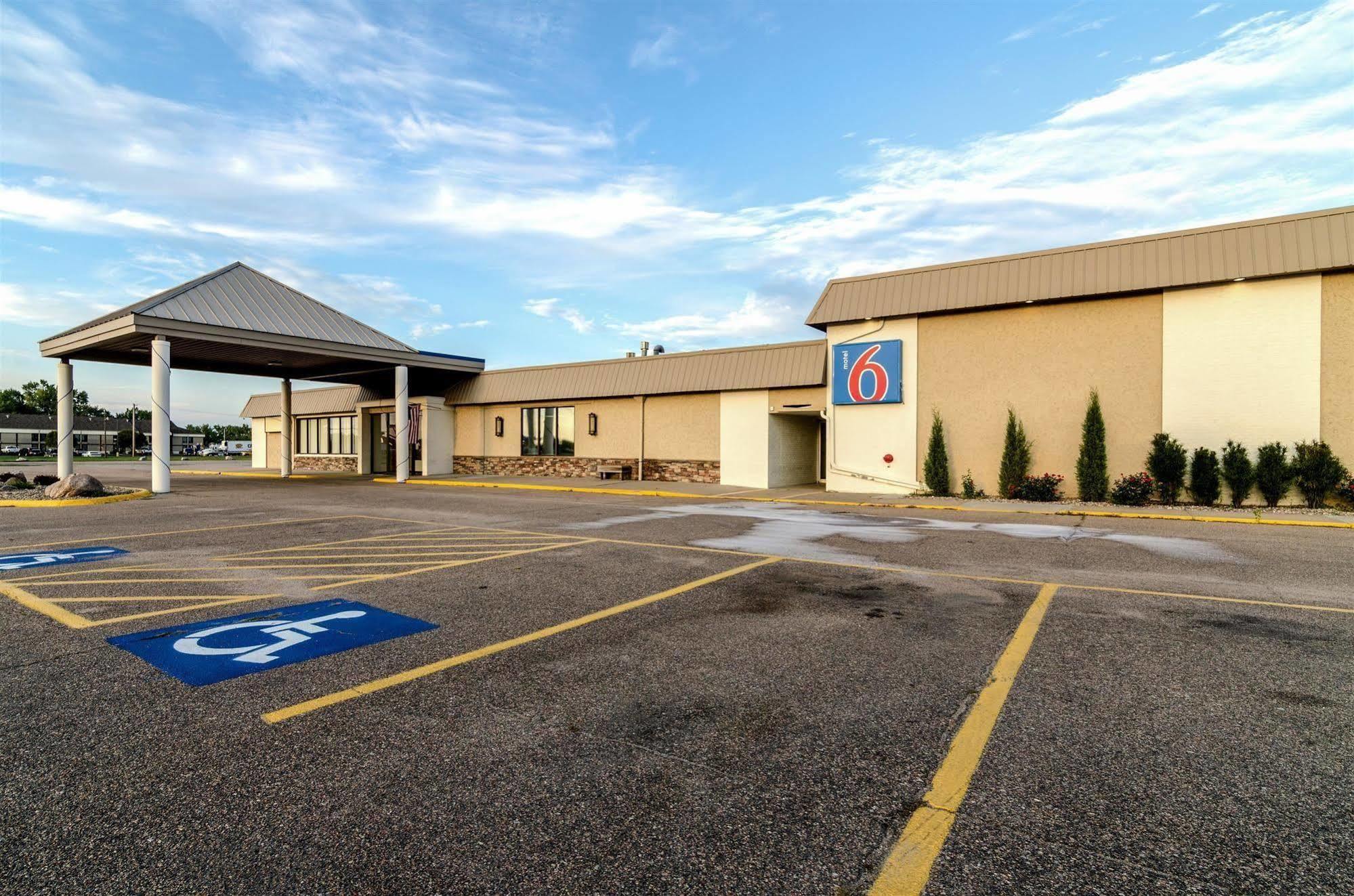 Motel 6-York, Ne エクステリア 写真